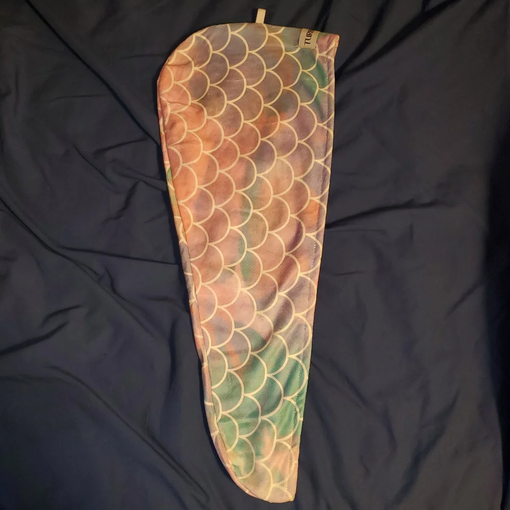 NWOT Mermaid Scales Hair Towel By Turbie Twist